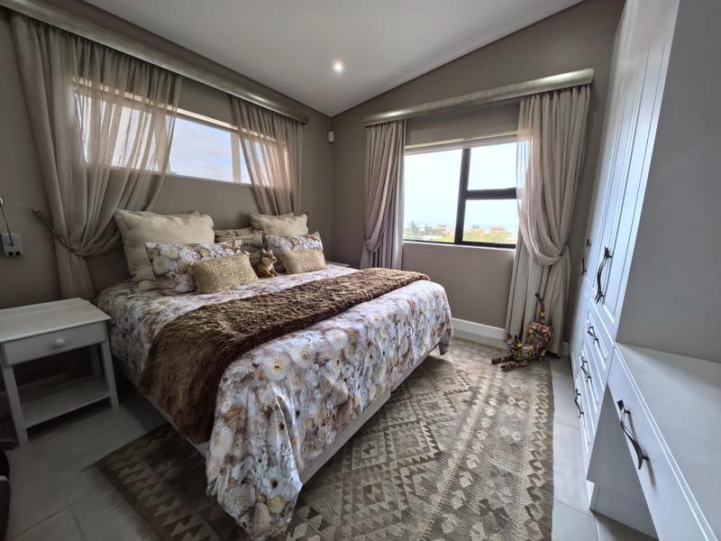 4 Bedroom Property for Sale in Tergniet Western Cape